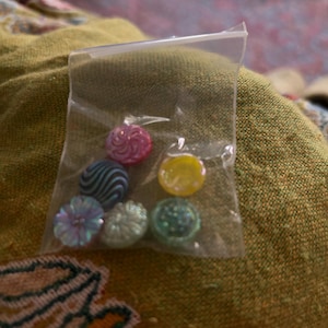 Kirsten added a photo of their purchase