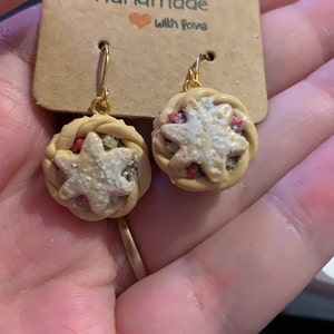 Laura added a photo of their purchase