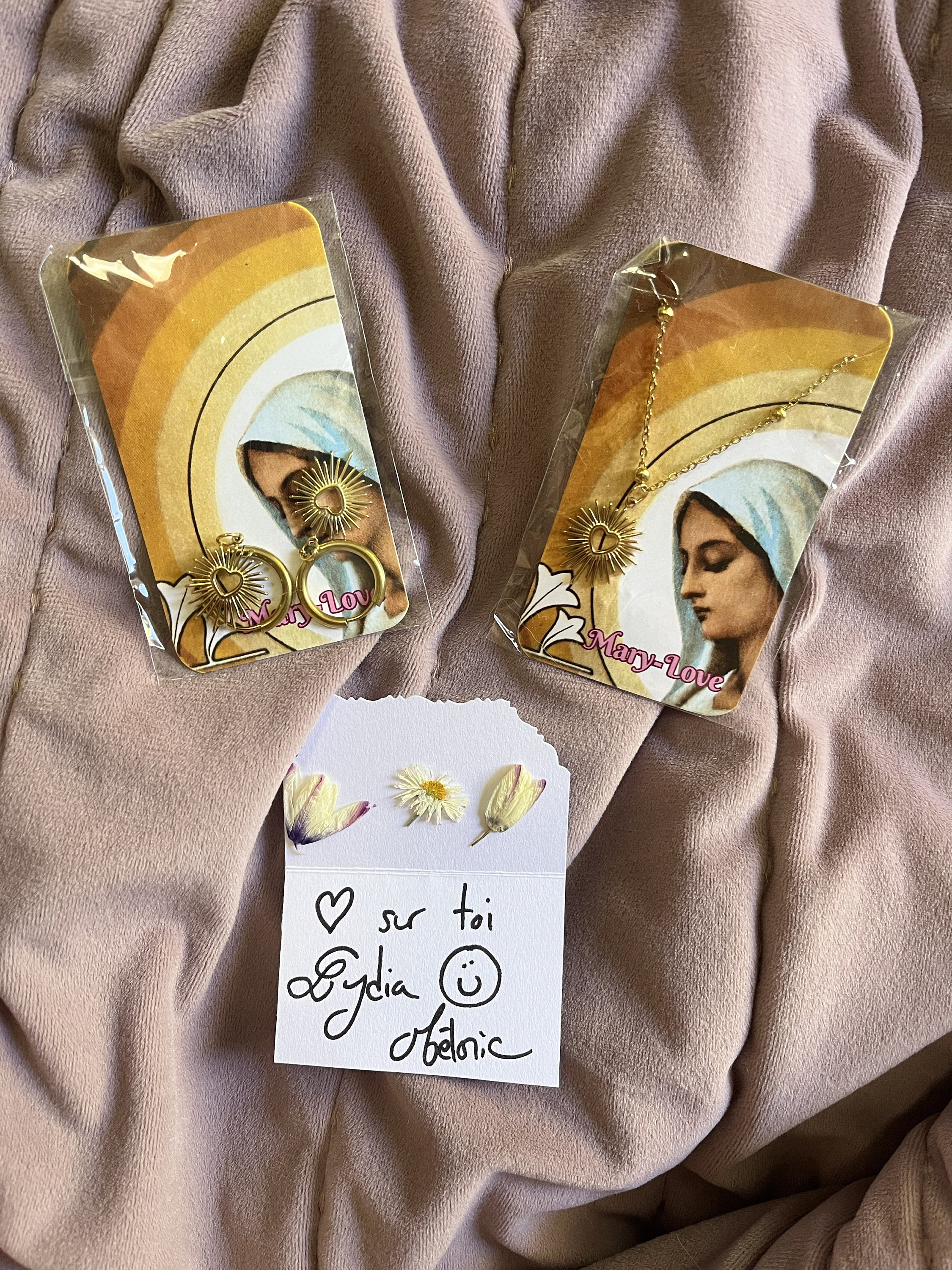 golden sacred heart necklace, ex voto necklace, sacred heart jewelry, astral heart, Virgin Mary necklace, ex voto pendant, Mother&#39;s Day gift