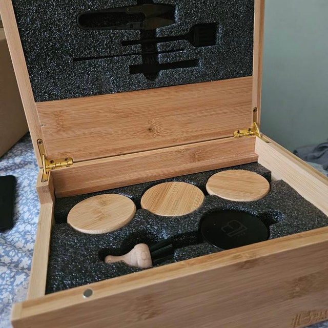 GENESIS Large Bamboo Stash Box natural With Sliding Rolling Tray, Brush, 3  Airtight Stash Jars, Grinder Stashbox Gift Idea Set 
