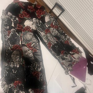 Shemika added a photo of their purchase