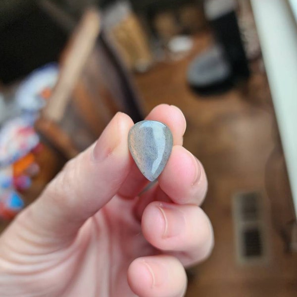 Cabochon Labradorite Naturelle 22.40 Carats - Pierre Roulée Polie, Protection, Idée Cadeau Noël