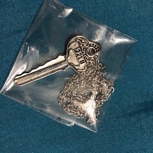 Thiare added a photo of their purchase