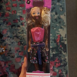 barbie shave and play