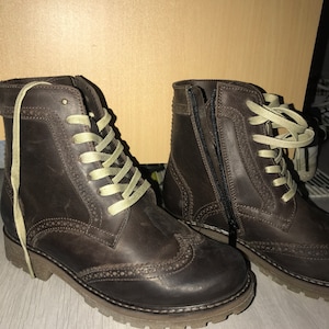 Elisa added a photo of their purchase