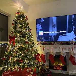 Dee added a photo of their purchase