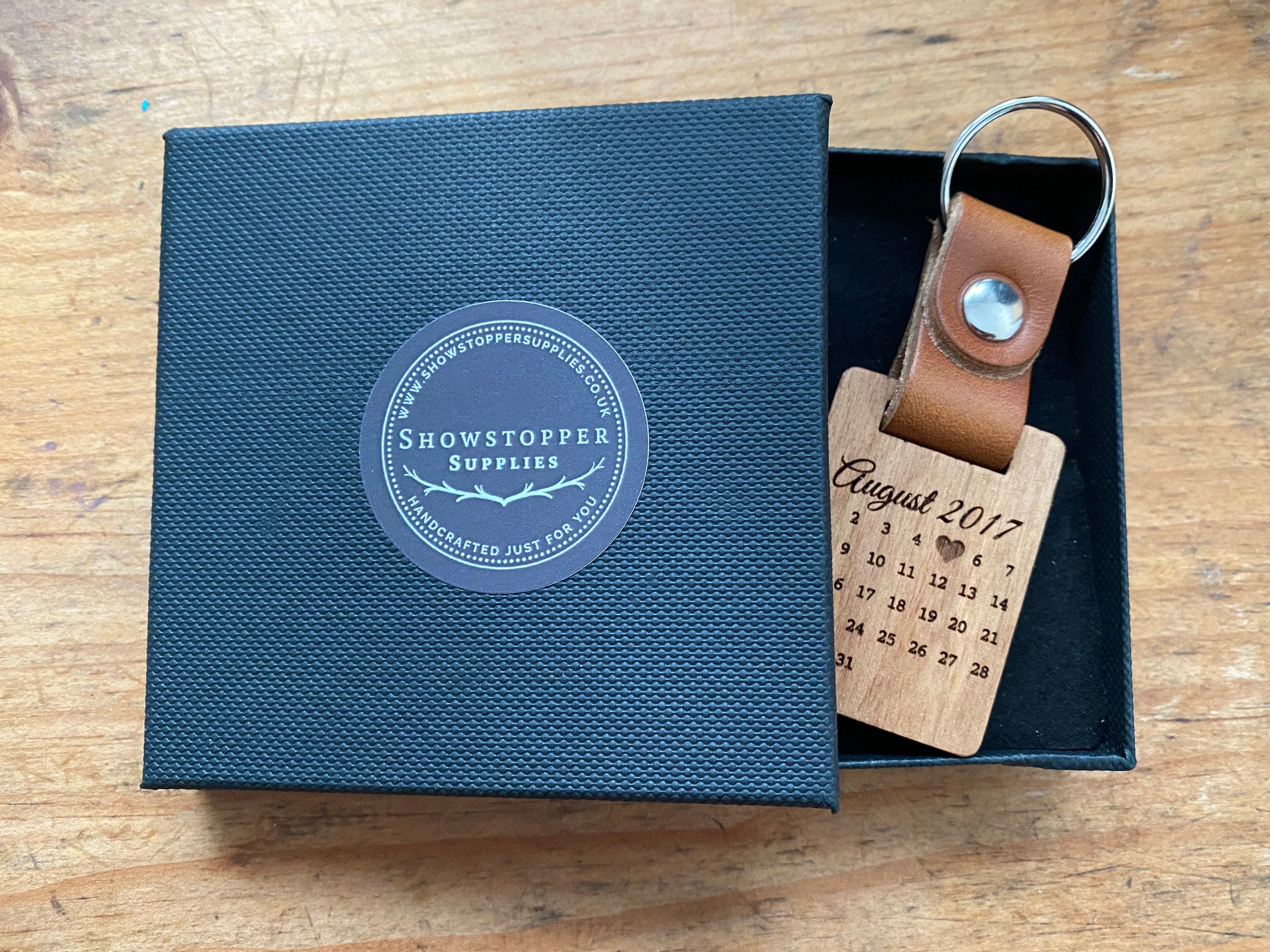 Personalised Photo Keyring, Wood Fifth Anniversary Gift, Valentine&#39;s Day Gift for Boyfriend Husband, Leather Keychain, Calendar Keyring