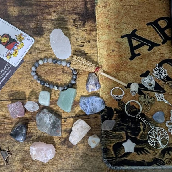 WITCHY CRYSTAL CONFETTI + Trinkets - Mystery Scoop -grab Bag of Raw ...