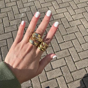 Dee added a photo of their purchase