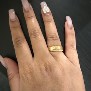 Aleeya added a photo of their purchase