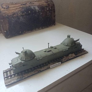 Treno Corazzato Con L'ubicazione Antiaerea Mostra Del Museo Tecnico Di Sakharov Togliatti La Russia Image85900557