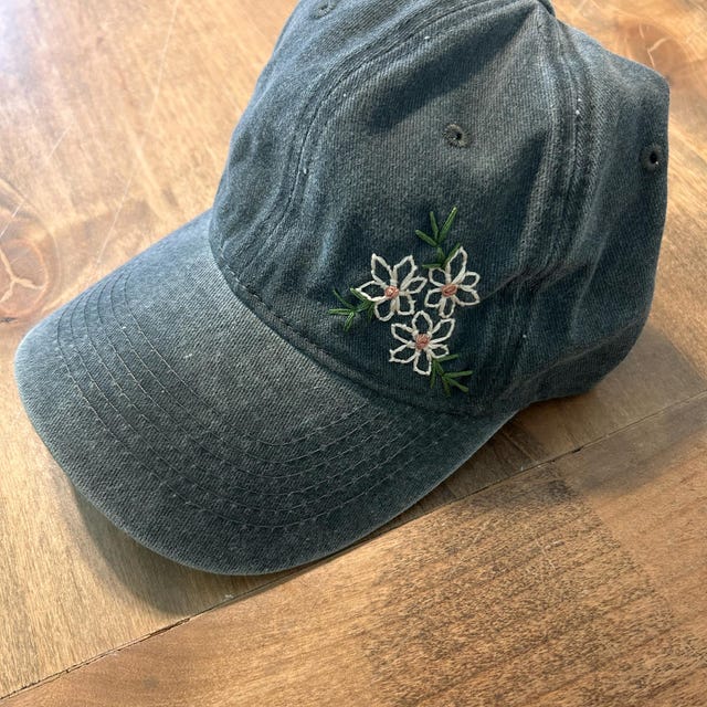 Custom Distress Floral Hand-embroidered Baseball Cap  display picture 1