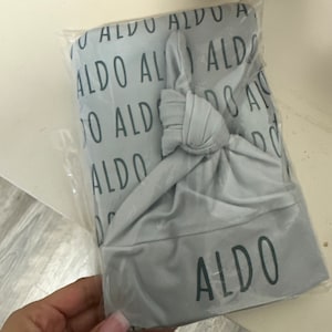 Lesly added a photo of their purchase