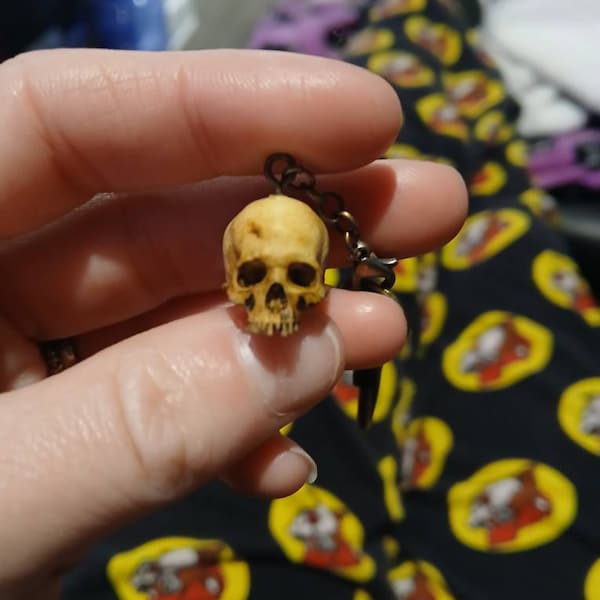 Personalized Hand-painted Skull Keychain for Punk Style - Halloween ...