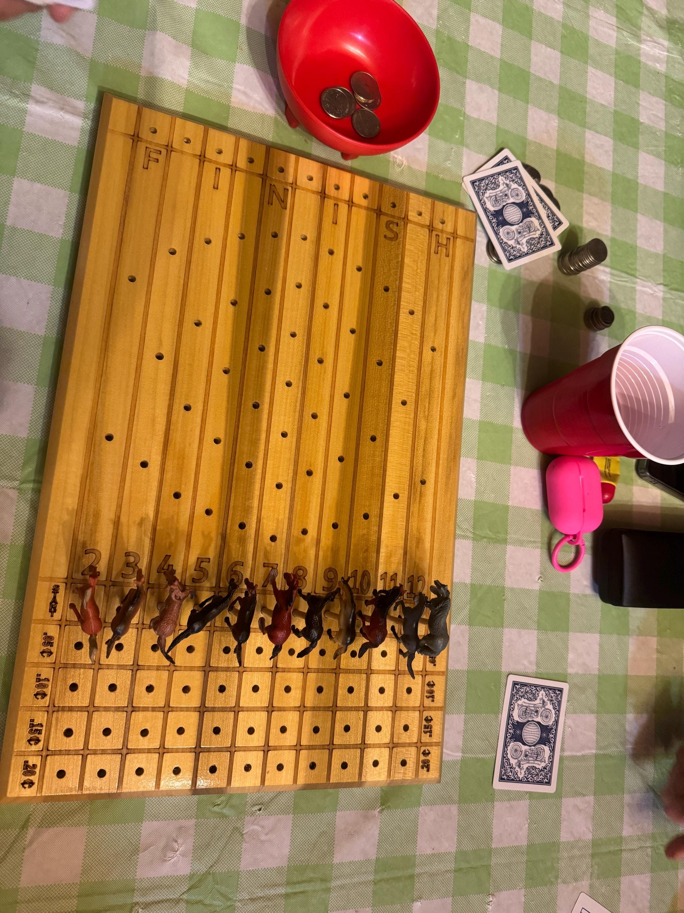Horse Racing. Dice Game. Pony Pegs.