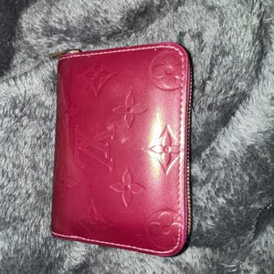 Samantha added a photo of their purchase