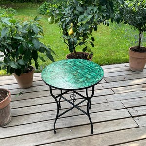Handmade Emerald Green Mosaic Table: Moroccan Indoor/outdoor