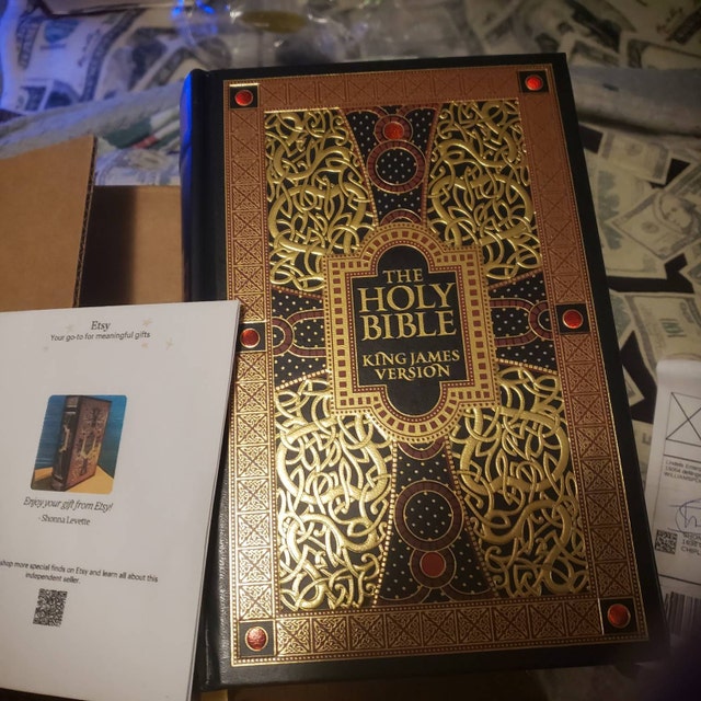 The Holy Bible: King James Version, Illustrated By Gustave Doré, Barnes - Foto 2