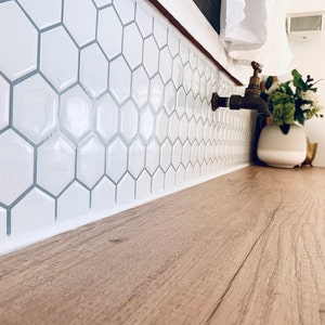 white hexagon peel and stick backsplash