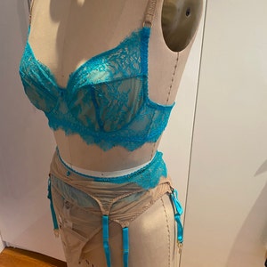 Lace Turquoise Lingerie Set With Garter Belt for Stockings -  Singapore