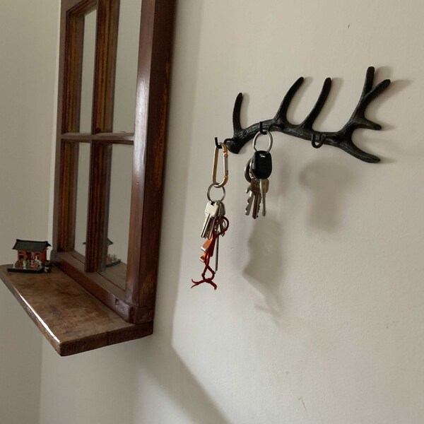 Entryway Antler Key Rack, Deer Antlers Key Holder for Wall - Etsy Canada