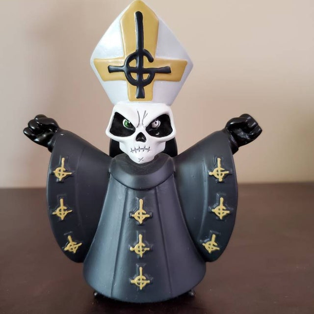 Monstarz Ghost Papa Emeritus II Mini Statue - Etsy