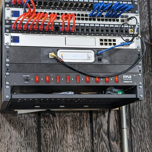 Surfboard SB8200 / SB6190 / SB6141 Cable Modem Rack Mount - Etsy