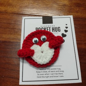 Crochet Pocket Hug Pattern