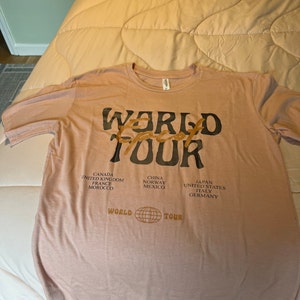 Leigh-Anne adicionaram uma foto da sua compra