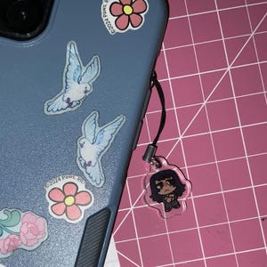 Taylor added a photo of their purchase