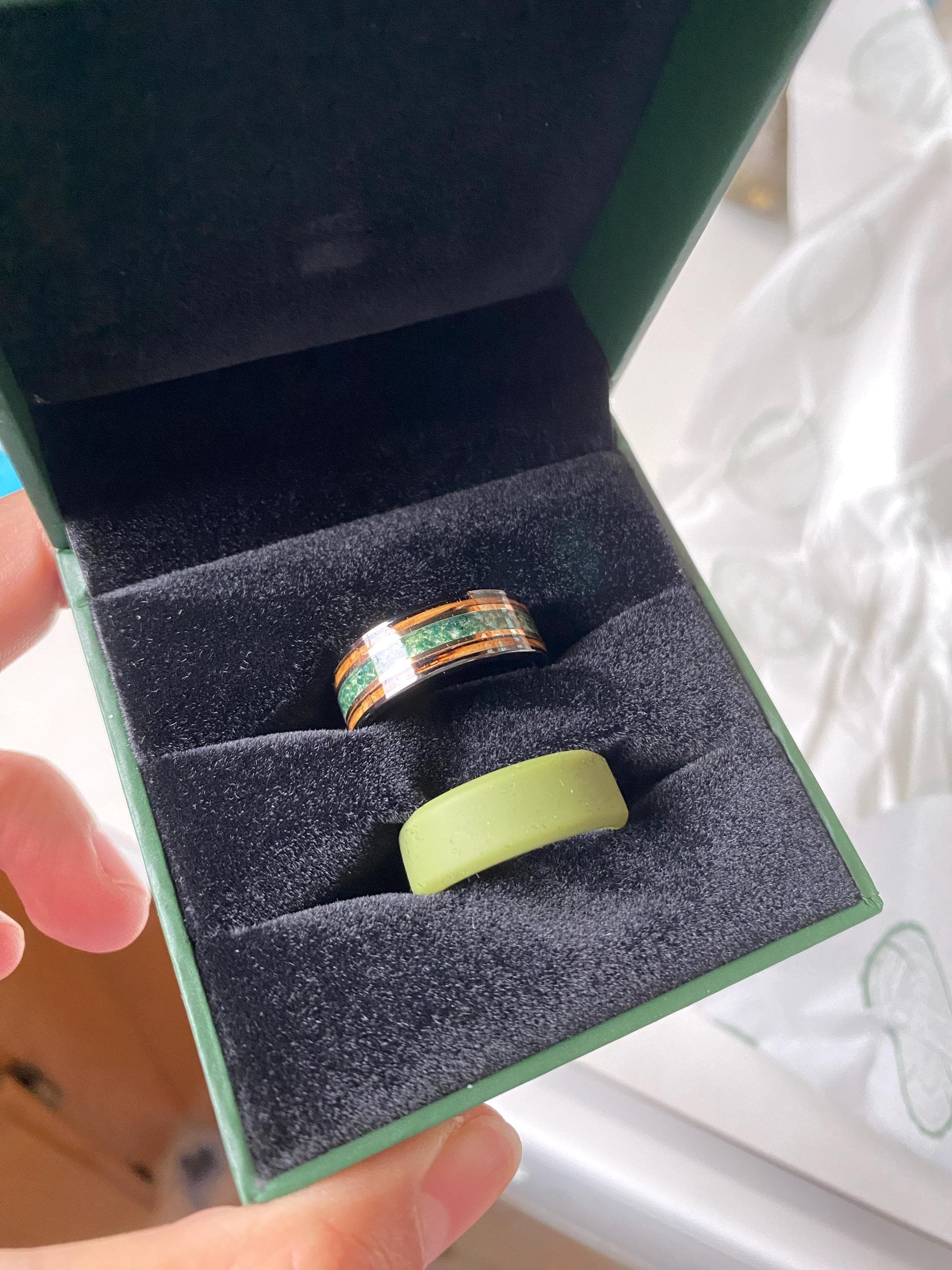 Moss Agate Men's Wedding Band, Moss Agate Ring, Whiskey Barrel Wedding Band, Men's Tungsten Ring, 8mm wide ring