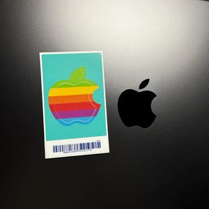 MacBook、iPad、iPhone用レトロレインボーAppleロゴステッカー