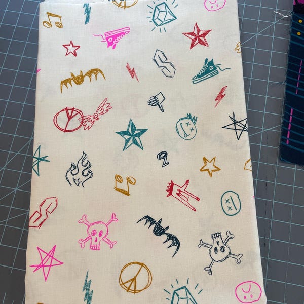 Tilda Jubilee Sue Teal Fabricsold by the Half Yard, Cut Continuously