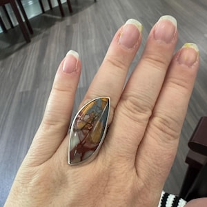 Shaundra added a photo of their purchase