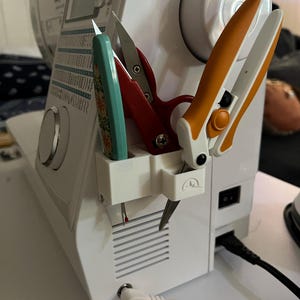 Taylor added a photo of their purchase