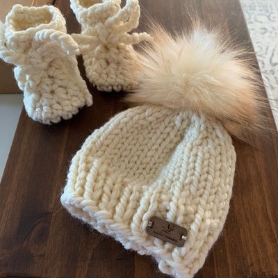 Made to Order Matching Set Hat With Baby Booties Newborn - Etsy