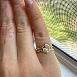 Areti added a photo of their purchase