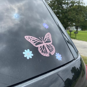 Kaili added a photo of their purchase