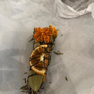 Autumn Harvest Smoke Cleansing Bundle: Cedar, Sage, Marigold