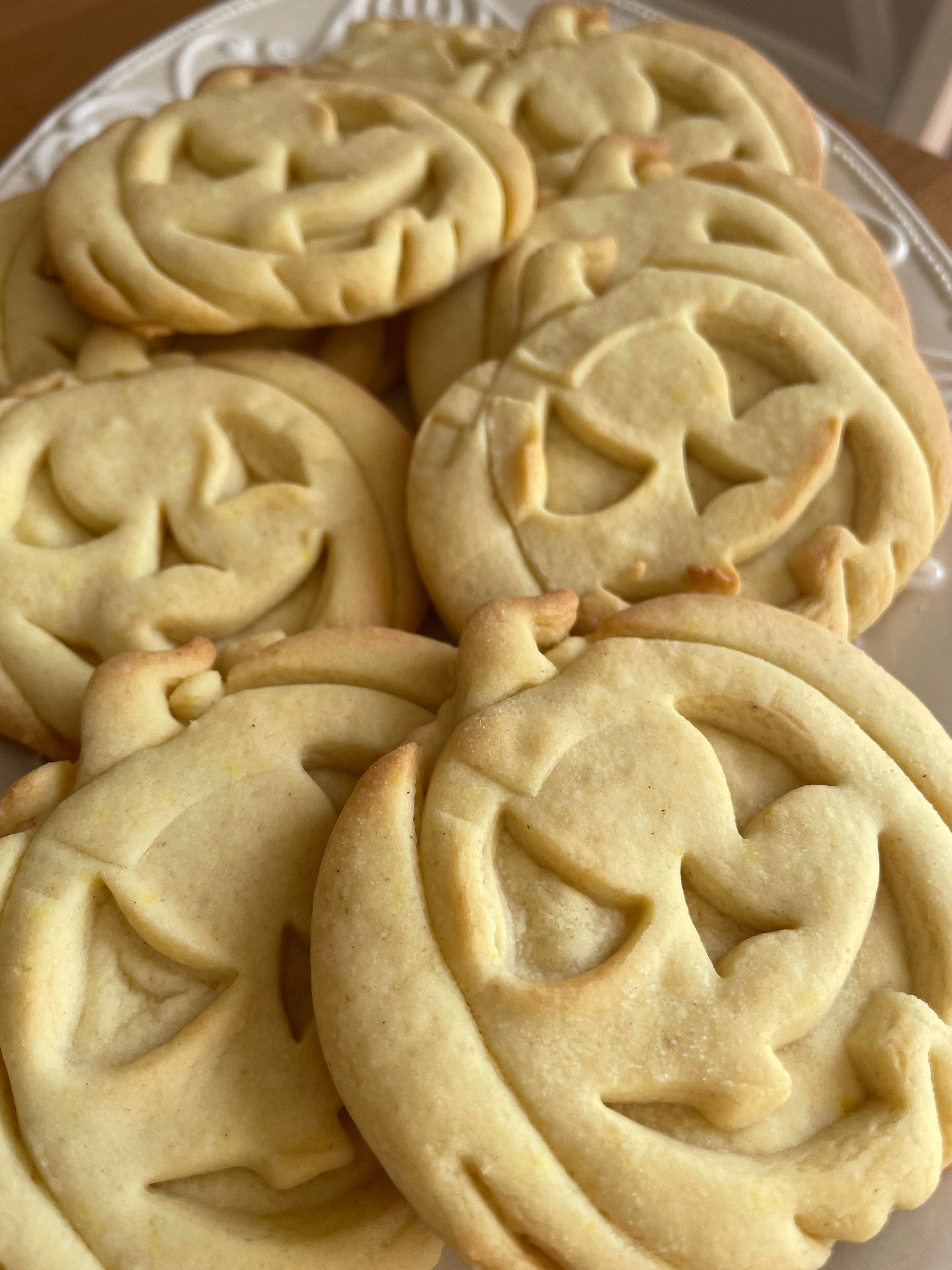 Halloween pumpkin cookie cutter / cookie stamp