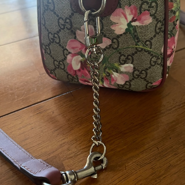 Chain Strap Extender Handbag Accessory with Purse Keyring Tether – Mautto