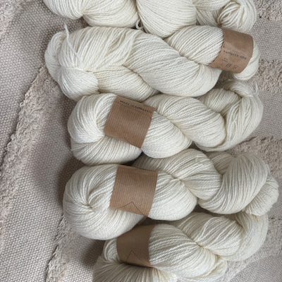 White Weaving Wool Threads 100 G. Yarn for Dyeing Lithuania Wool Yarn ...