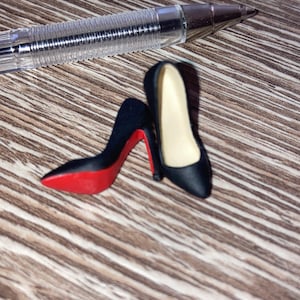 Maria added a photo of their purchase