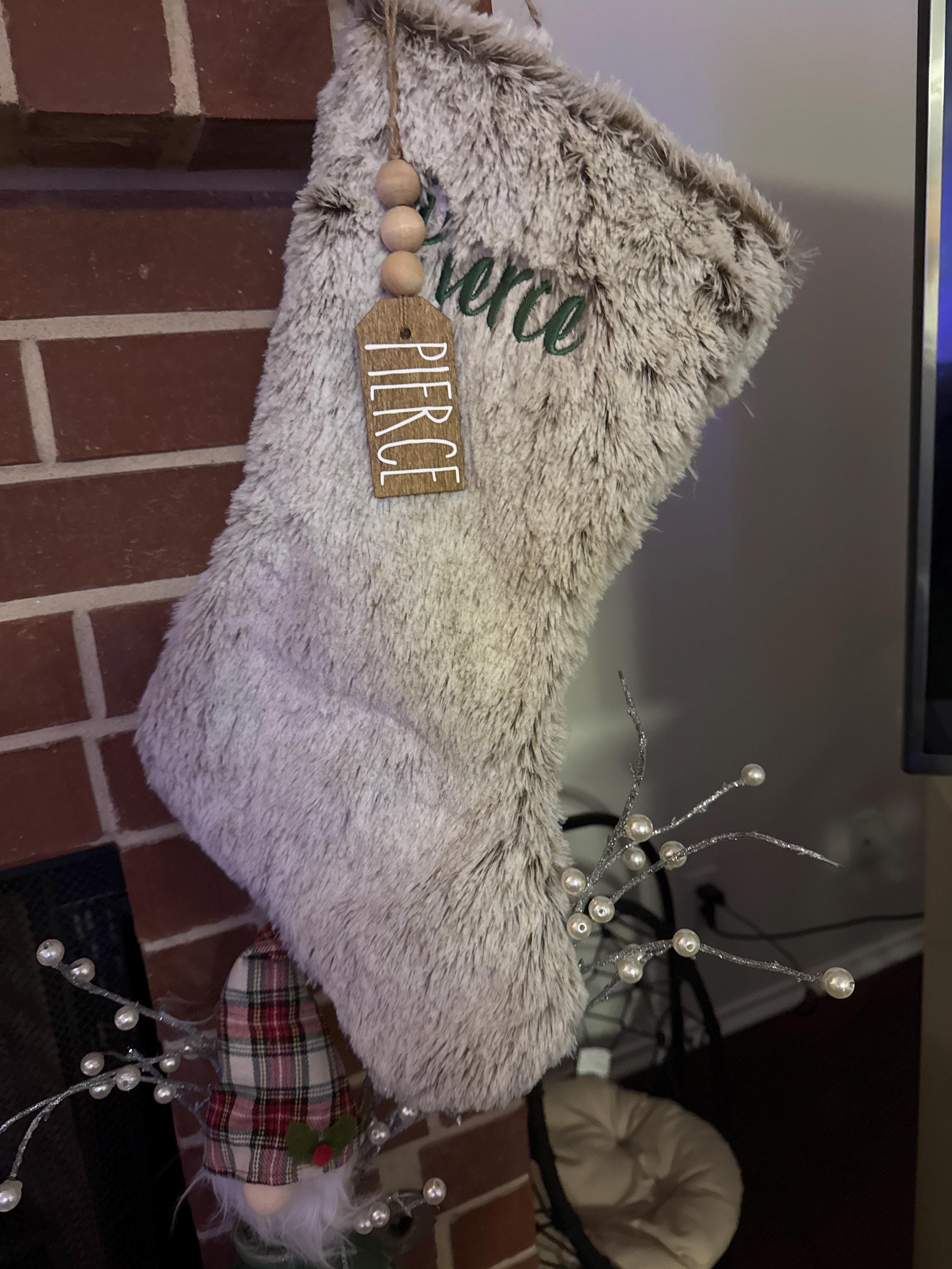 Wood stocking tags, Wooden Christmas tags, Farmhouse stocking tags, Personalized stockings tags, Custom Gift tag, Christmas Decor, Name tags