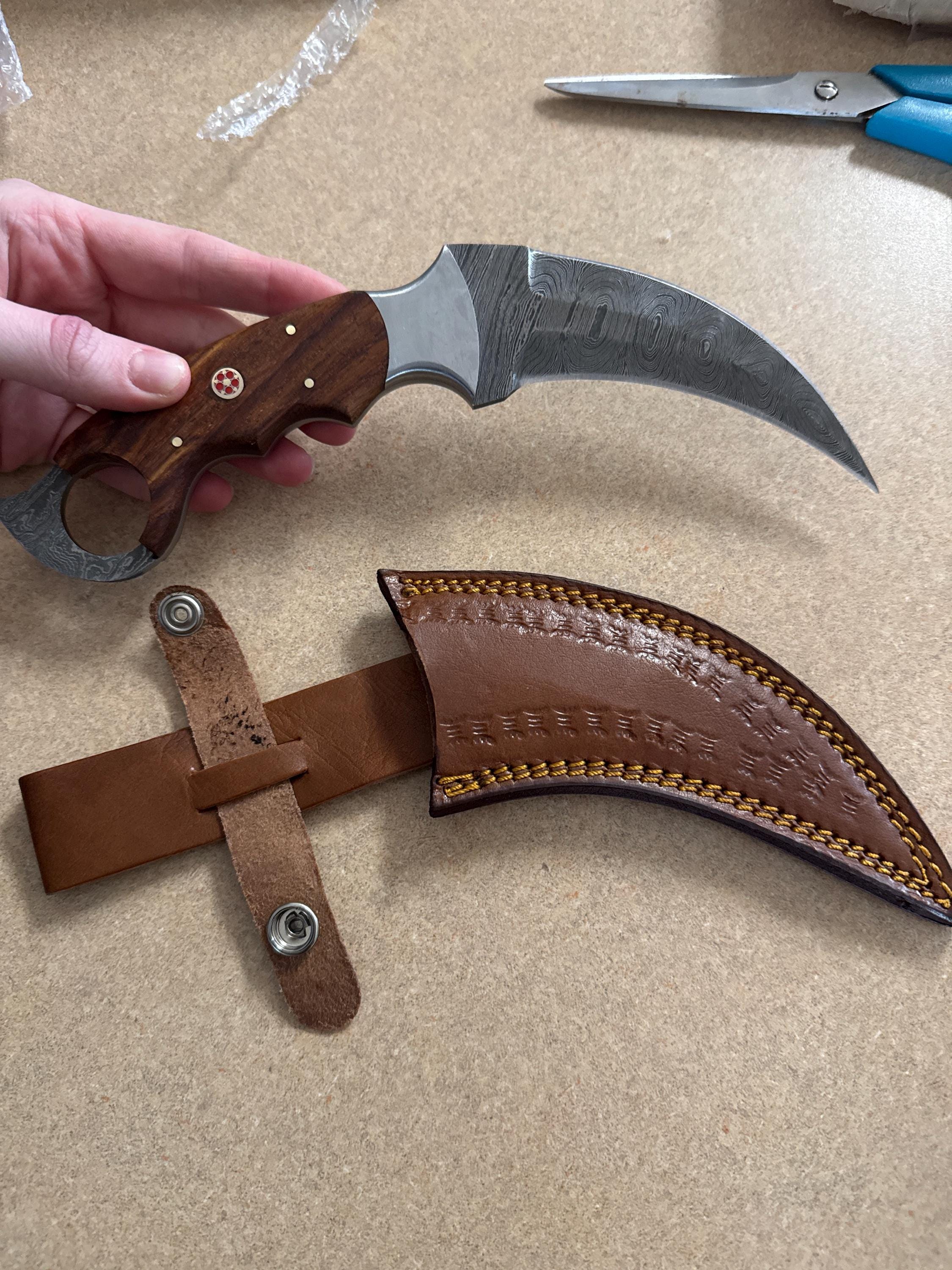 Custom Damascus Steel Karambit Knife-Personalized Hunting Knife, Groomsman Gift, EDC Camping Blade, Gift for Boyfriend or dad Husband Gift