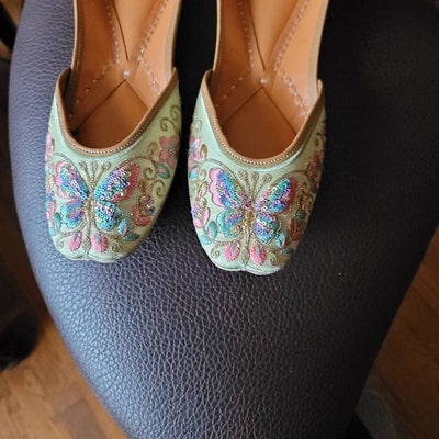 Punjabi Jutti For Men & Women - Authentic Punjabi Shoes | Andaaz Fashion UK