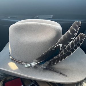 Carlos added a photo of their purchase
