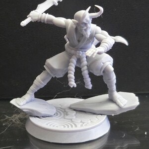 Tiefling Kensei Monk Miniature | Demonic Sword Fighting Monk