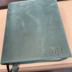 LeighAlison added a photo of their purchase