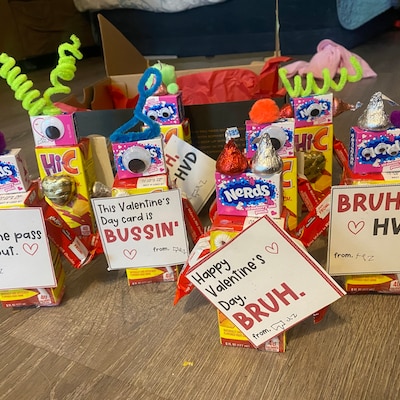 BRUH These Printable Valentine Cards Are Bussin': Valentines Day School ...